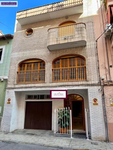 Duplex en venta en Alicante, Carolinas altas photo 0