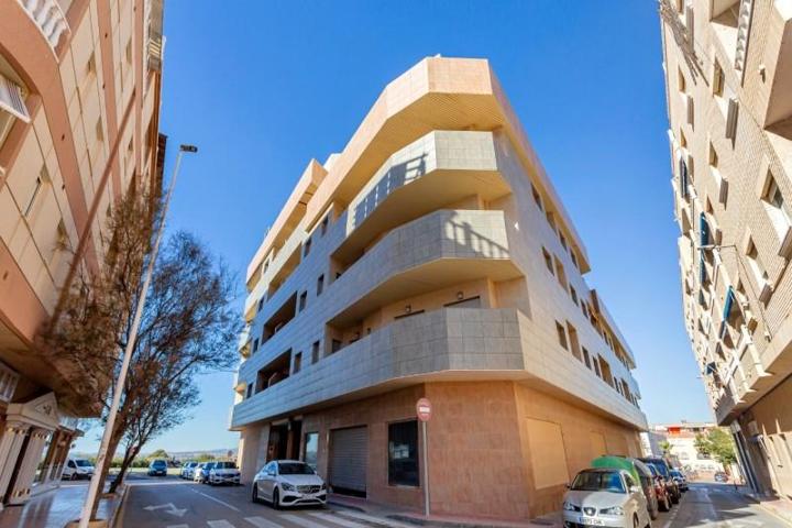 Piso en venta en Torrevieja, La Mata Pueblo photo 0