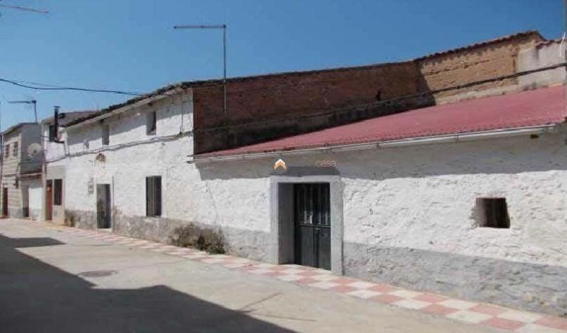 Casa en venta en Aldea del Cano, Centro photo 0