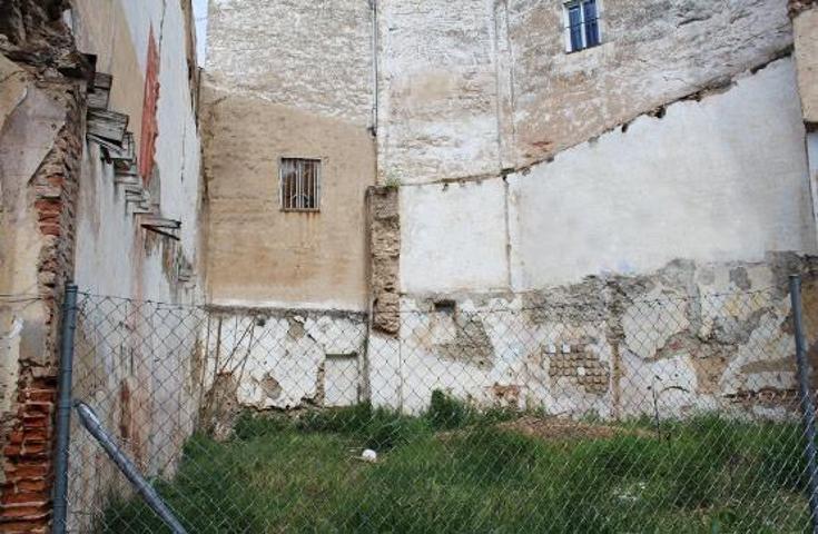 Terreno en venta en Badajoz, Casco Antiguo photo 0