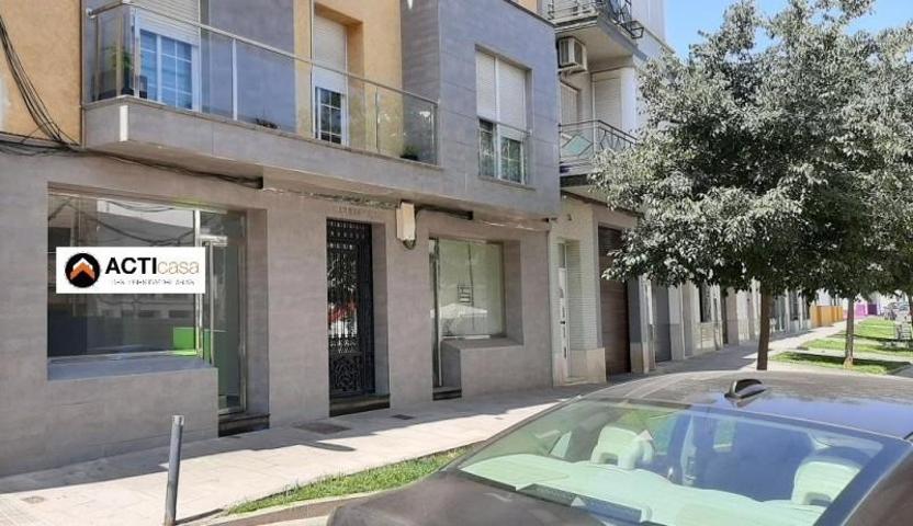 Local comercial en venta en Almendralejo, Almendralejo photo 0