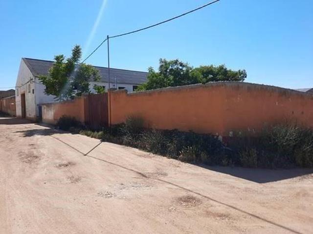 Terreno en venta en Almendralejo, Almendralejo photo 0