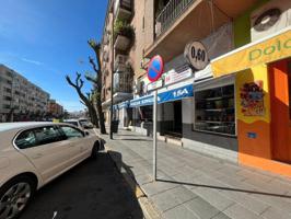 Local comercial en venta en Badajoz, San Fernando photo 0