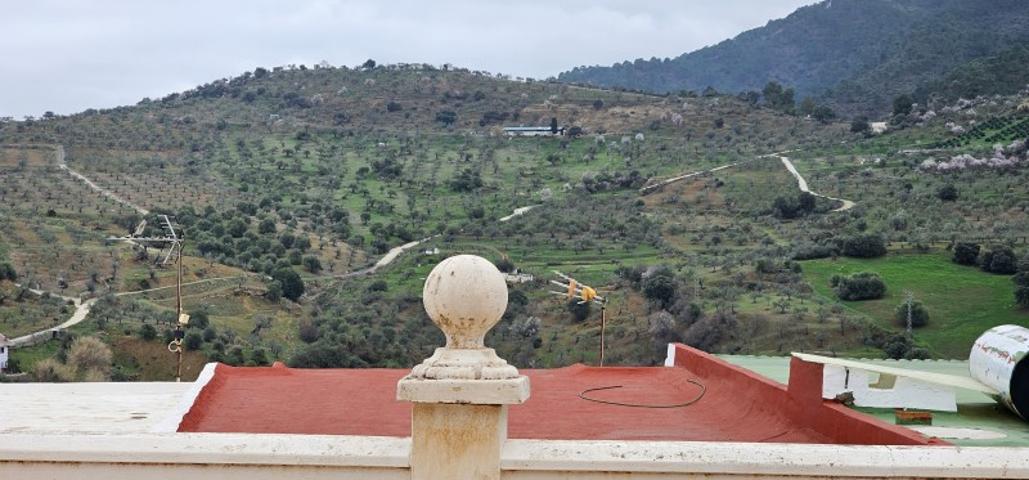 Casas de pueblo en venta en Tolox, Centro pueblo photo 0