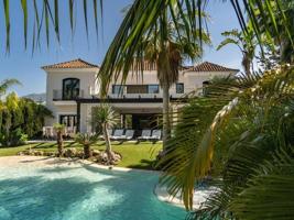 Chalet en alquiler en Marbella, Nueva Andalucia photo 0