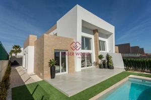 Bungalow en venta en Algorfa, La finca golf photo 0