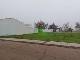 Terreno en venta en Montijo photo 0