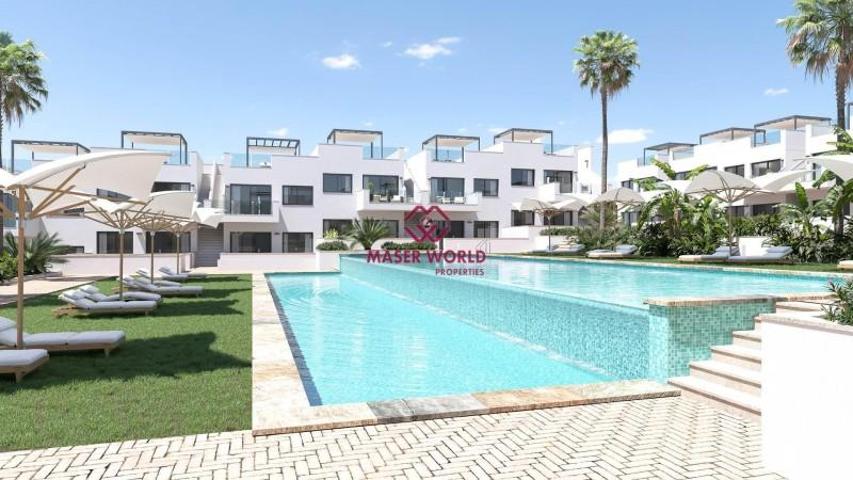 Bungalow en venta en Torrevieja, Los balcones photo 0