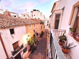 Edificio en venta en Calpe, Casco Antiguo photo 0