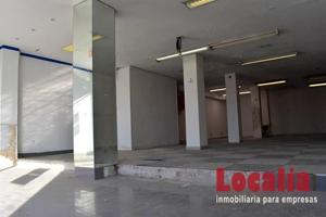 Local comercial en venta en Santander photo 0