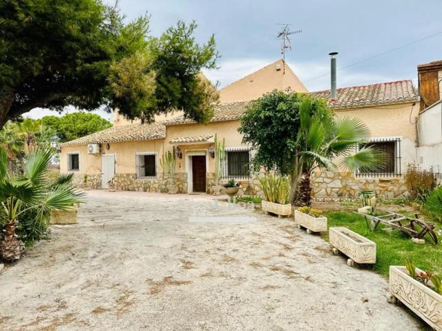 Casa en venta en San Vicente del Raspeig, Ent del Raspeig - Haygon - Universidad photo 0