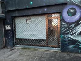 Local comercial en alquiler en Vigo, Camelias photo 0