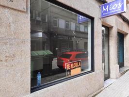 Local comercial en alquiler en Vigo, Traviesas photo 0