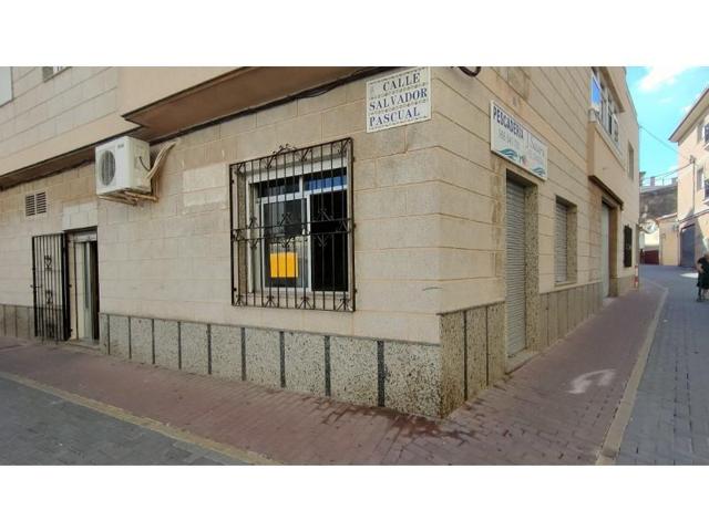 Local comercial en alquiler en La Unión photo 0