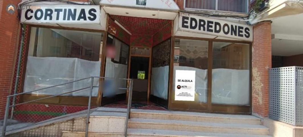 Local comercial en alquiler en Cáceres, Moctezuma photo 0