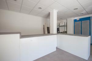 Local comercial en venta en Elda, Cocoliche photo 0