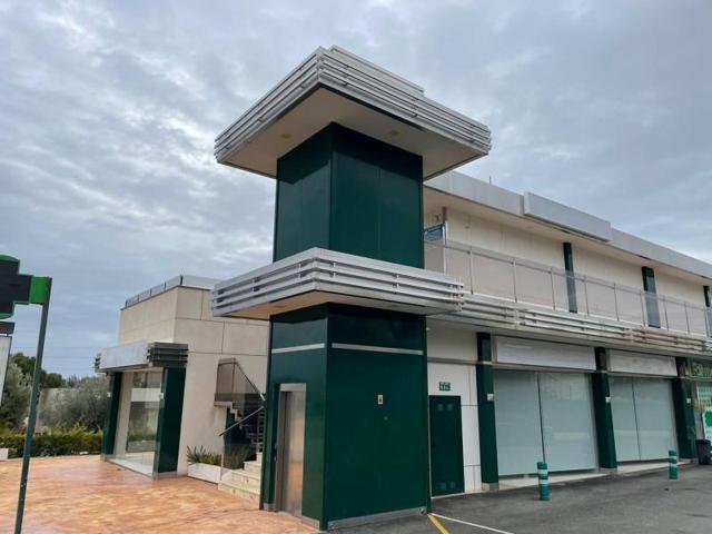 Local comercial en venta en Polop, Marina Baixa photo 0