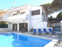 Chalet en venta en Pals, Platja de pals photo 0