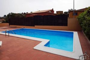 Chalet en venta en Begur, Urbanizacion photo 0