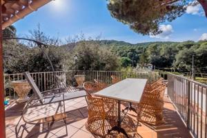 Casa en venta en Palafrugell, Baix Empordà photo 0