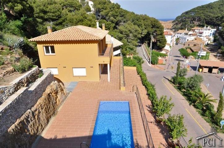 Chalet en venta en Begur, Sa Tuna photo 0