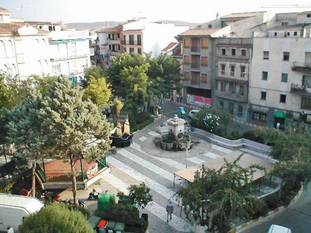 Casa en venta en Dúrcal, Centro photo 0