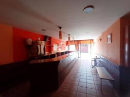 Local comercial en venta en Cornellà de Llobregat, El Pedró photo 0