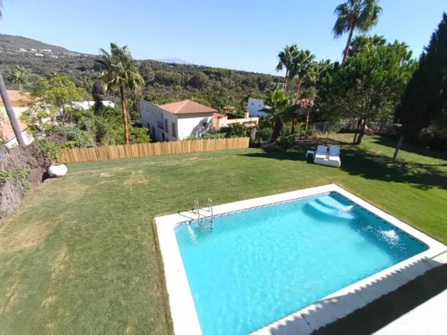 Chalet en venta en Sotogrande photo 0