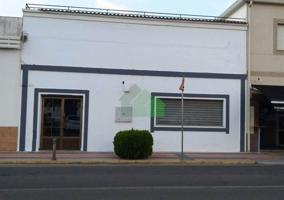 Local comercial en venta en Valdelacalzada photo 0