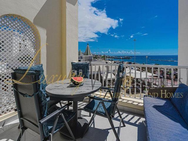 Apartamento en venta en Adeje, Calle Londres, 38660 photo 0