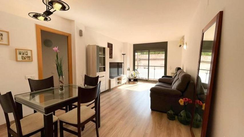 Piso en venta en Figueres, Creu de la mà photo 0
