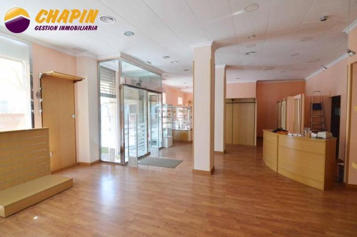 Local comercial en venta en El Puerto de Santa María, AVENIDA DE LA DIPUTACION photo 0