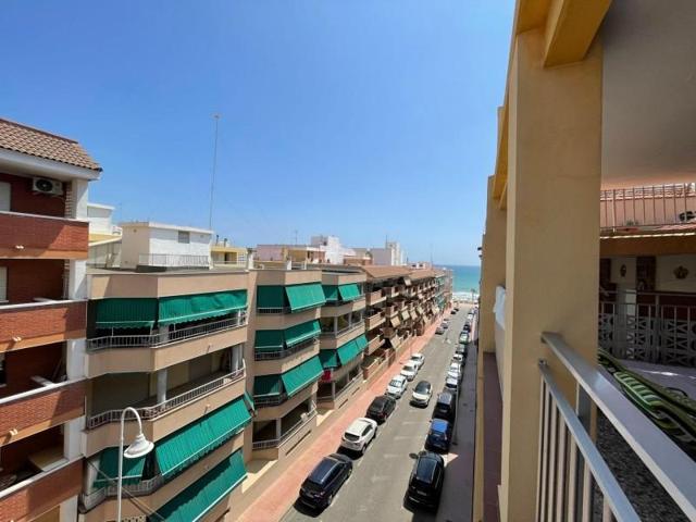Apartamento en venta en Guardamar del Segura, Playa photo 0