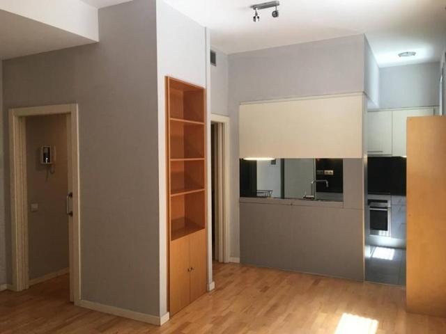 Piso en venta en Barcelona, El Clot photo 0