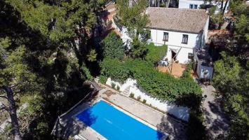 Casa con terreno en venta en Almansa photo 0