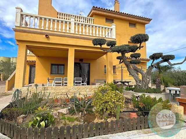 Casa con terreno en venta en Camarles, Via, 43894 photo 0