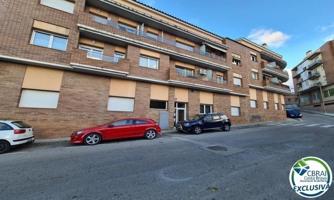 Apartamento en venta en Figueres, Horta capallera photo 0