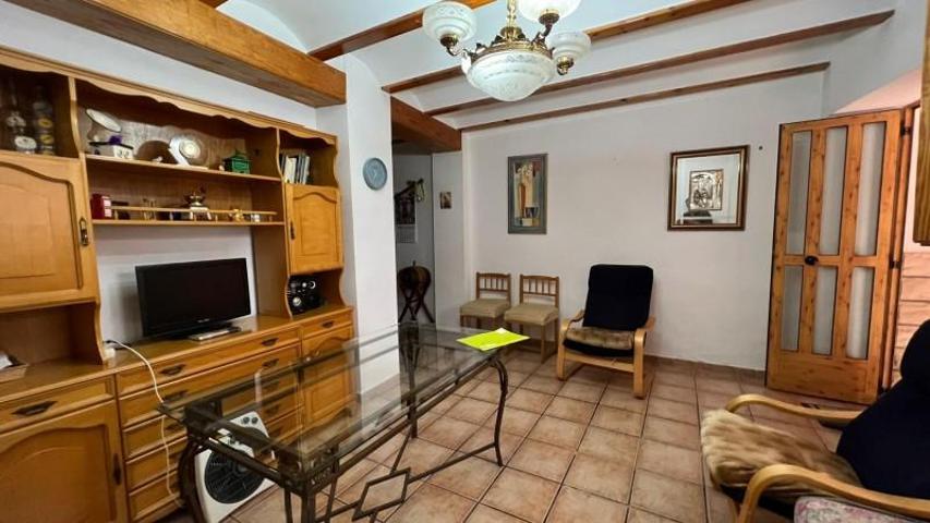Casa en venta en Pedralba, CENTRO photo 0