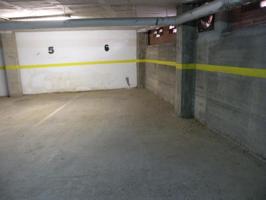 Parking en venta en Figueres, Eixample photo 0