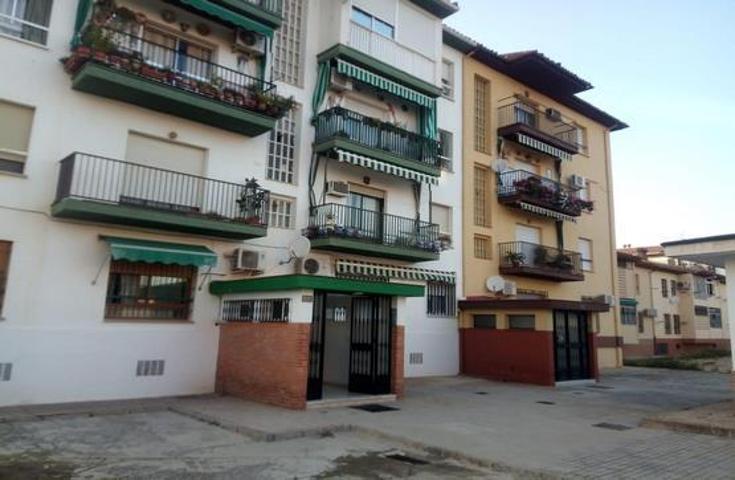 Piso en venta en Andújar, Andalucia photo 0