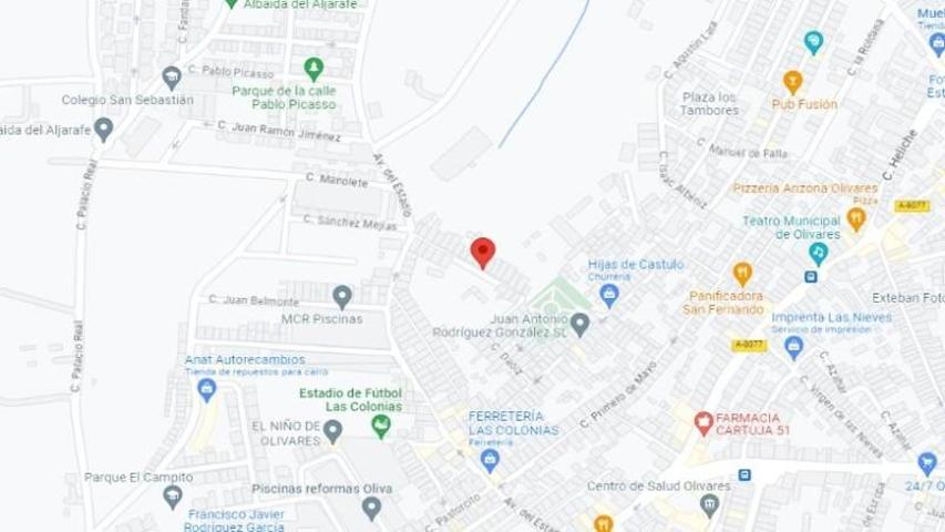 Chalet en venta en Olivares, Centro photo 0