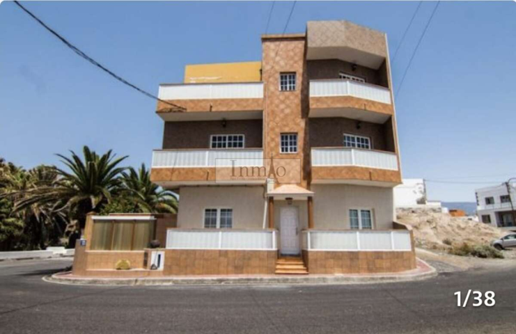 Apartamento en venta en San Miguel de Tajao, Arico photo 0