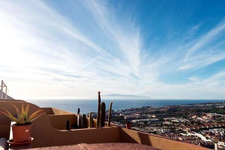 Piso en venta en Adeje, Roque del Conde photo 0