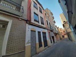 Casa en venta en Alzira, Plaça la malva photo 0