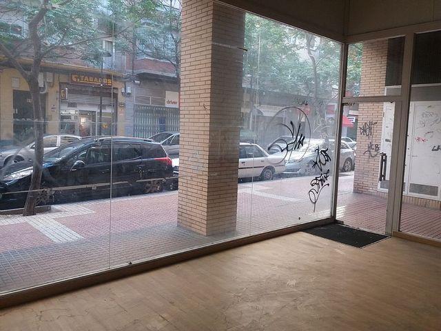 Local comercial en venta en Zaragoza, Delicias photo 0