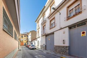 Casa en venta en Granada, Zaidin photo 0