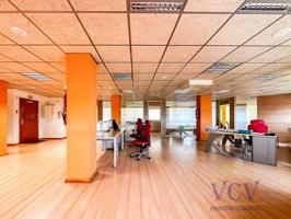 Oficina en venta en Alicante photo 0