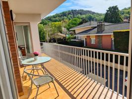 Adosada en venta en Olot, La Garrotxa photo 0