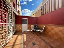 Casa en venta en Alcalá de Guadaira, Oromana photo 0