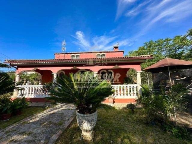 Casa con terreno en venta en Almodóvar del Río, URB.CIGARRA BAJA photo 0